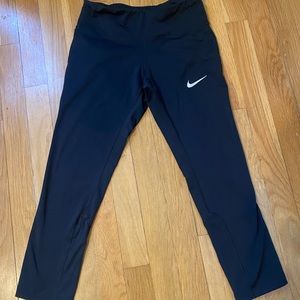 Nike Dri-Fit Black, Cropped Length, XS Running Leggings